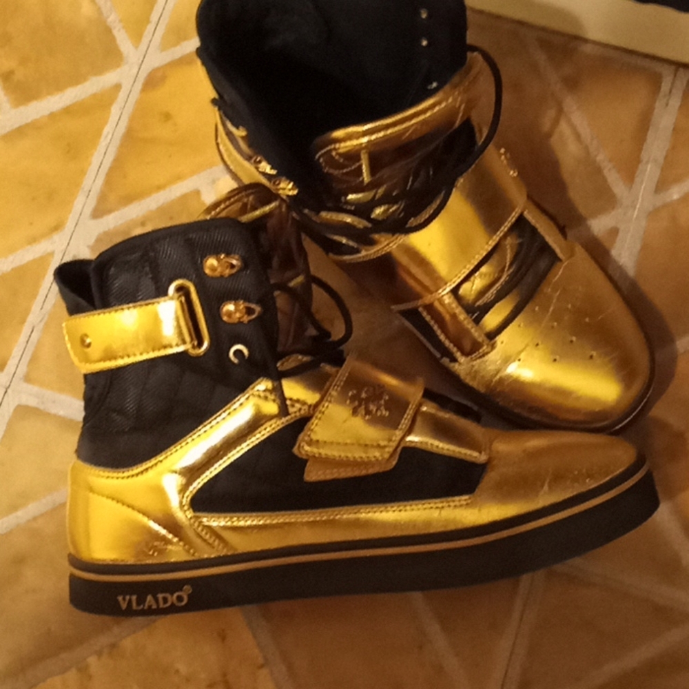 Men's shoes
